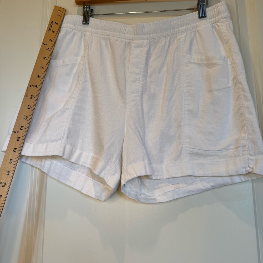 Old Navy White Linen-Blend Shorts – Size Large - Picture 5 of 12